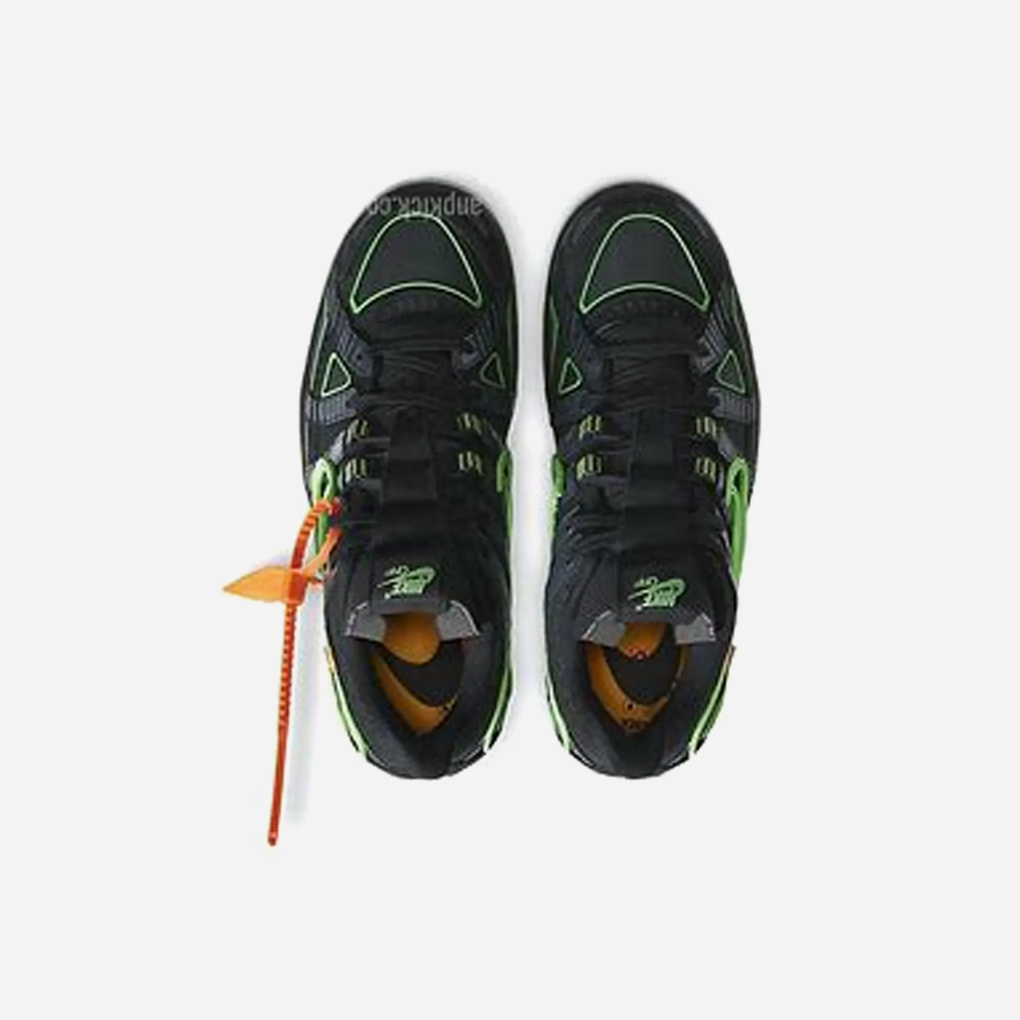 AIR RUBBER DUNK OFF-WHITE GREEN STRIKE