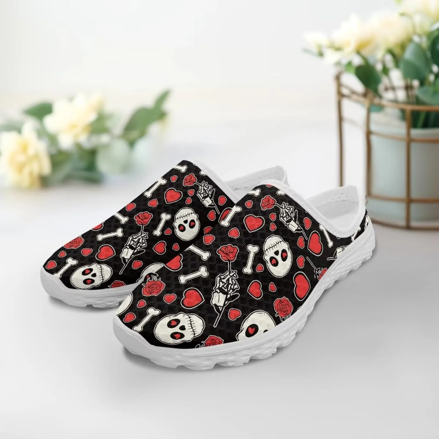 Art Skull Design Women Mesh Mules Memory Foam Flat Anti-Slip Fashion Sneakers Comfortable Slip-On Mule Garden Shoes
