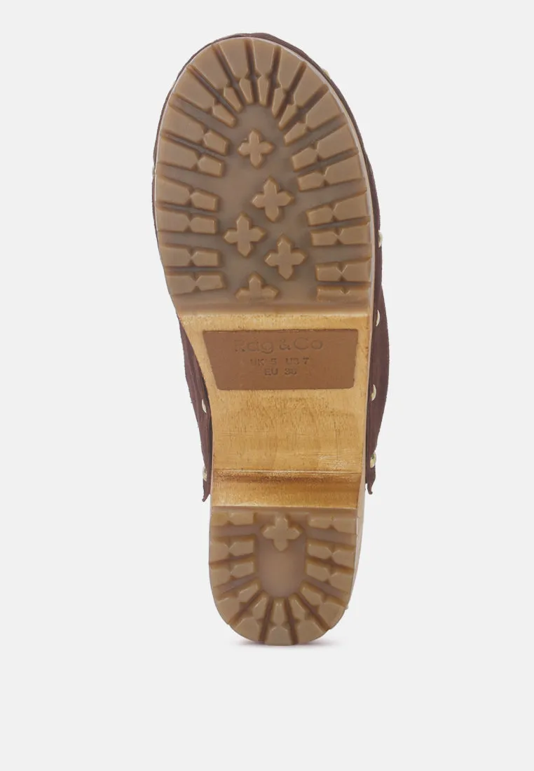 CEDRUS Fine Suede Studded Clogs Mules in Brown