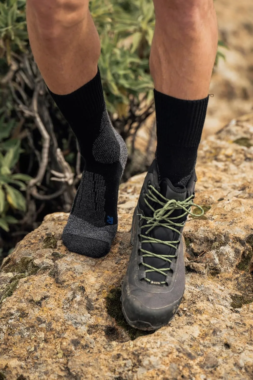 FALKE Men's TK1 Adventure Cool Hiking Socks, Thick Padding, 1 Pair