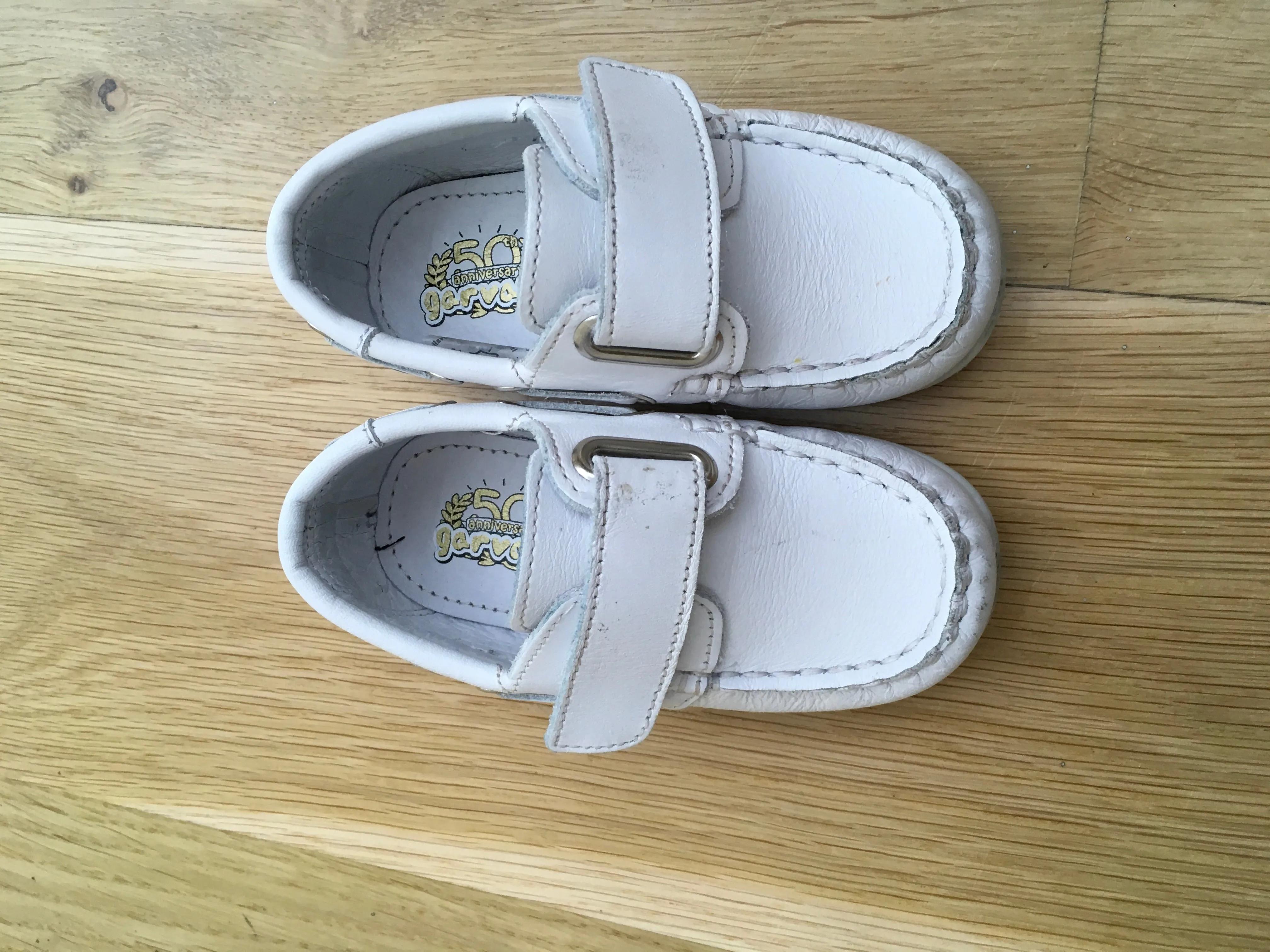 GARVALIN 50 aniversario Boys Shoe White Leather Size 22 Children