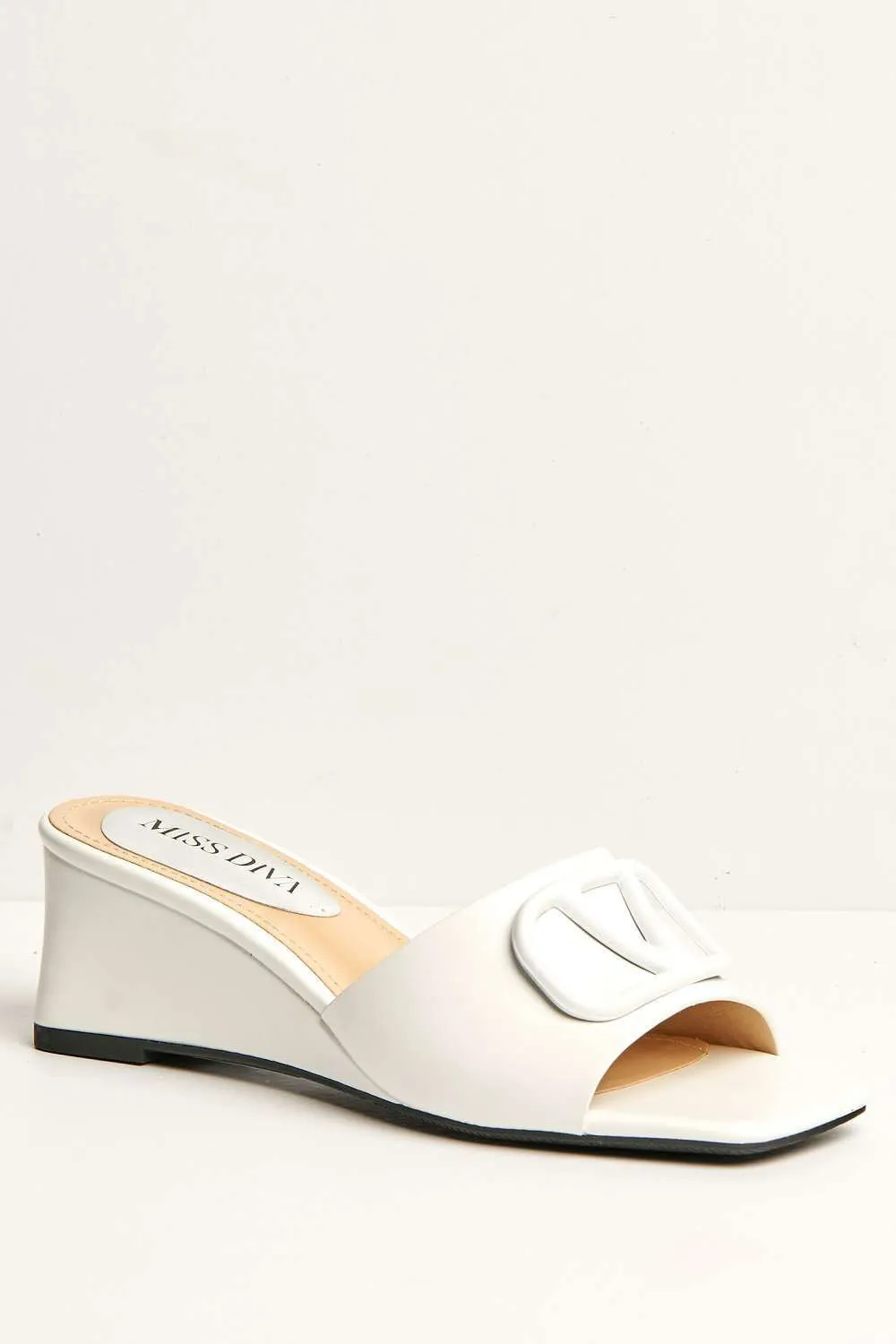 Heidi V Brooch Detail Wedge Mules in White