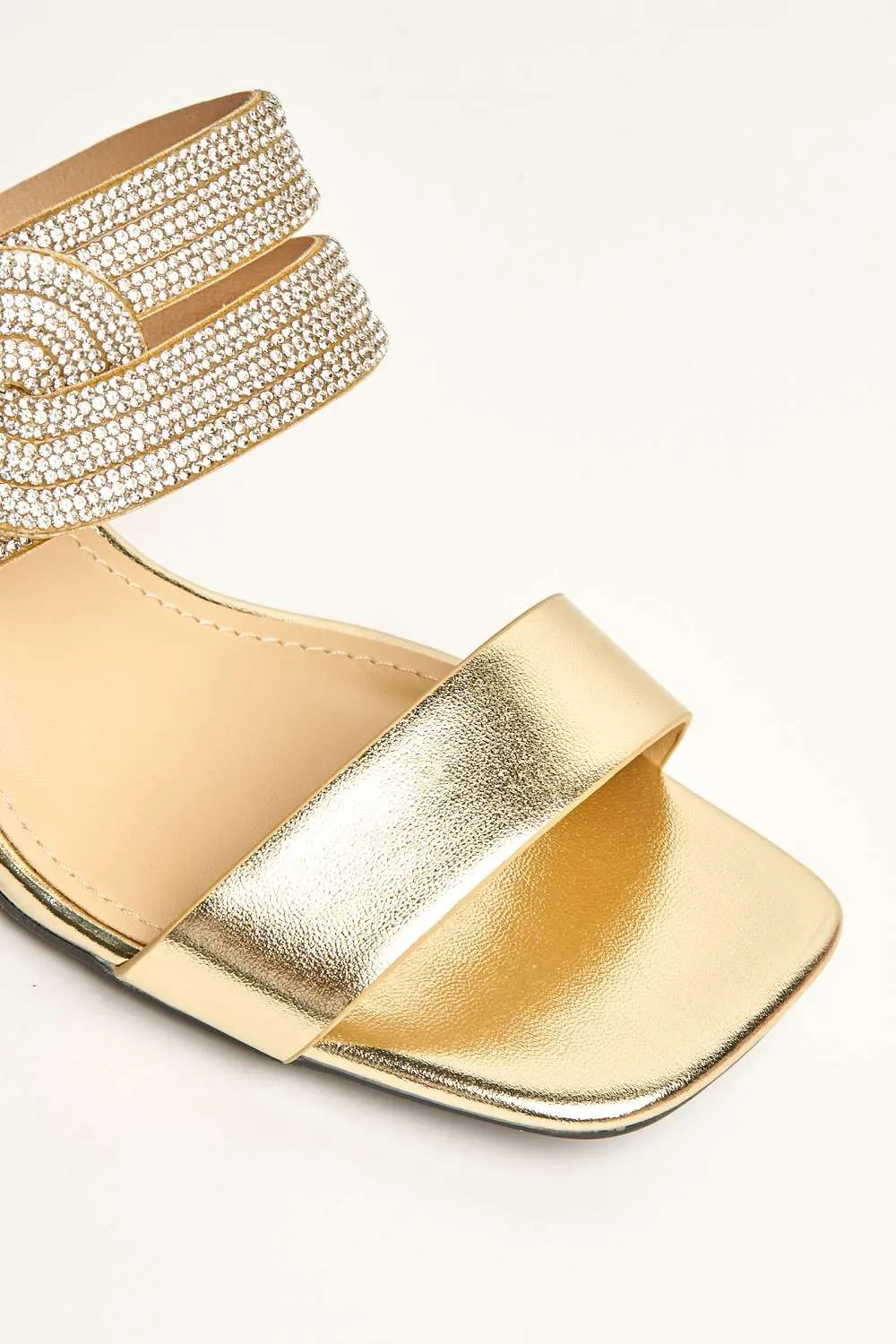 Lina Twist Diamante Band Slip On Block Heel Mule in Gold