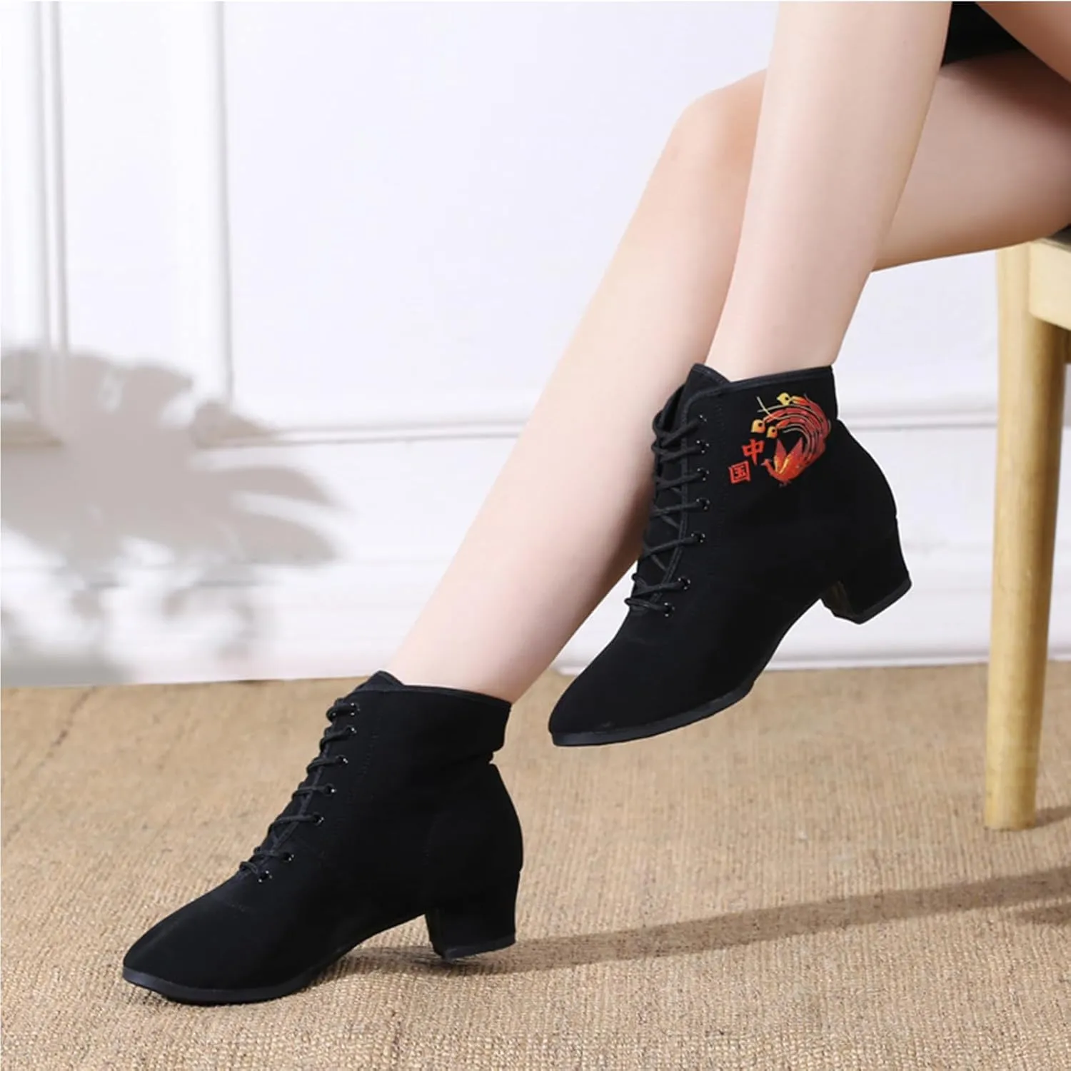 ONAIC Women's Latin Ballroom Dance Shoes 5Cm Heel Modern Salsa Teaching Practice Professional Performance Dance Shoes
