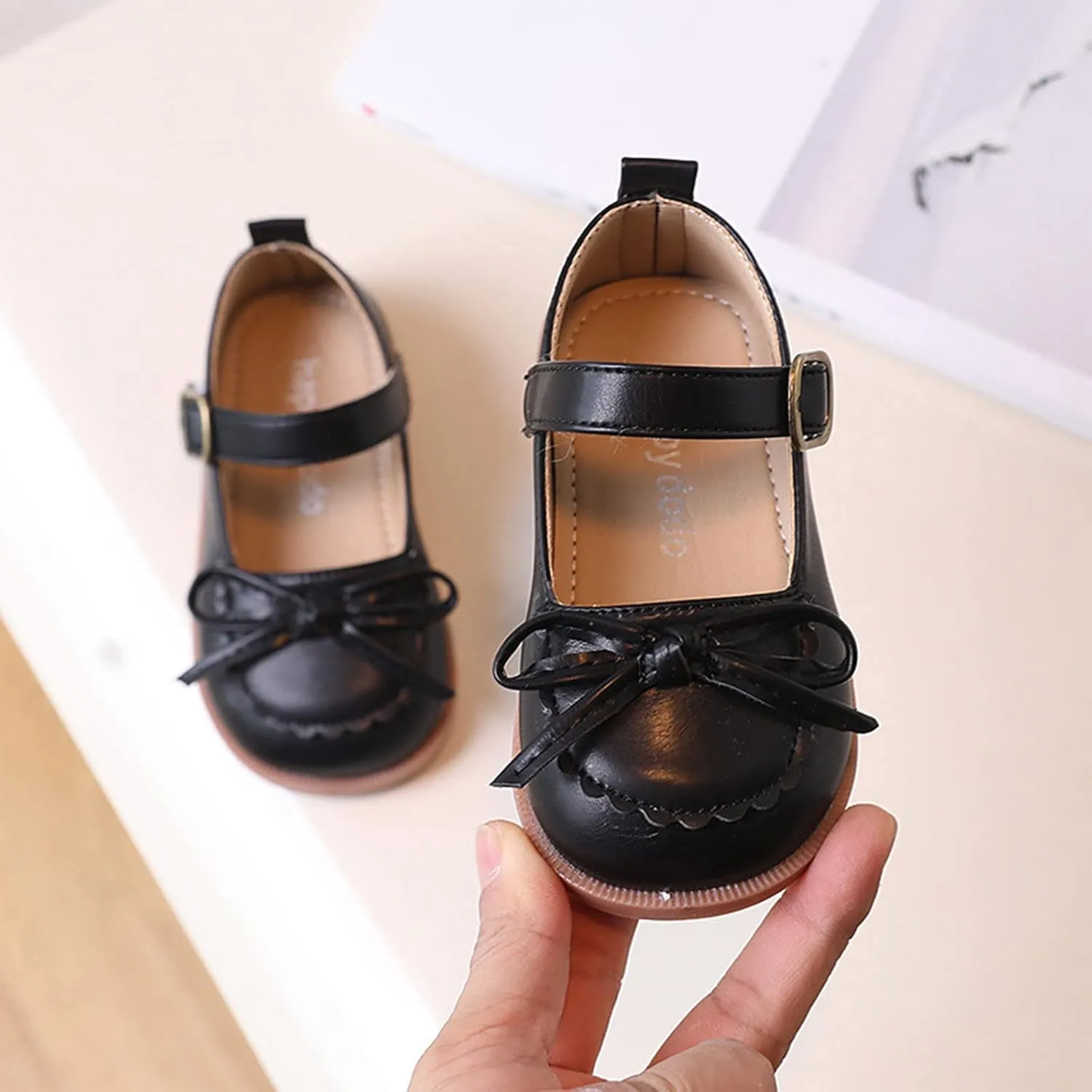 Size 12 Girls Boots Fashion Four Seasons Children Casual Shoes Girls Leather Shoes Flat Bottom Girl Costume Boot Covers