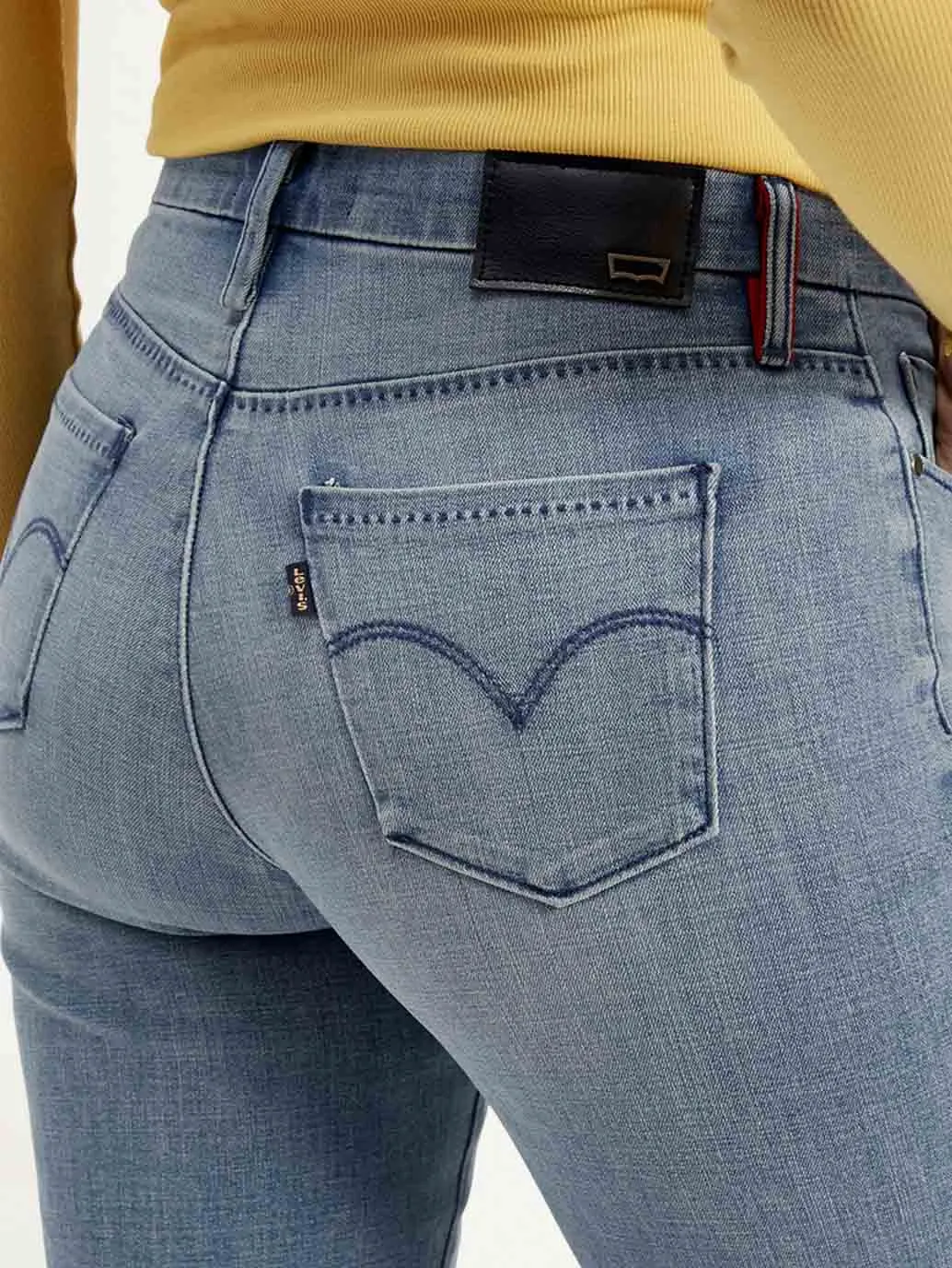 Women's Mid Rise Straight Fit Light Blue Jeans